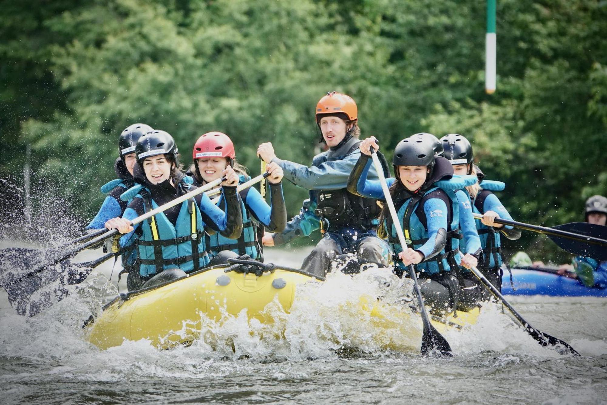 Rafting Camp Palfau Guest House Bagian luar foto