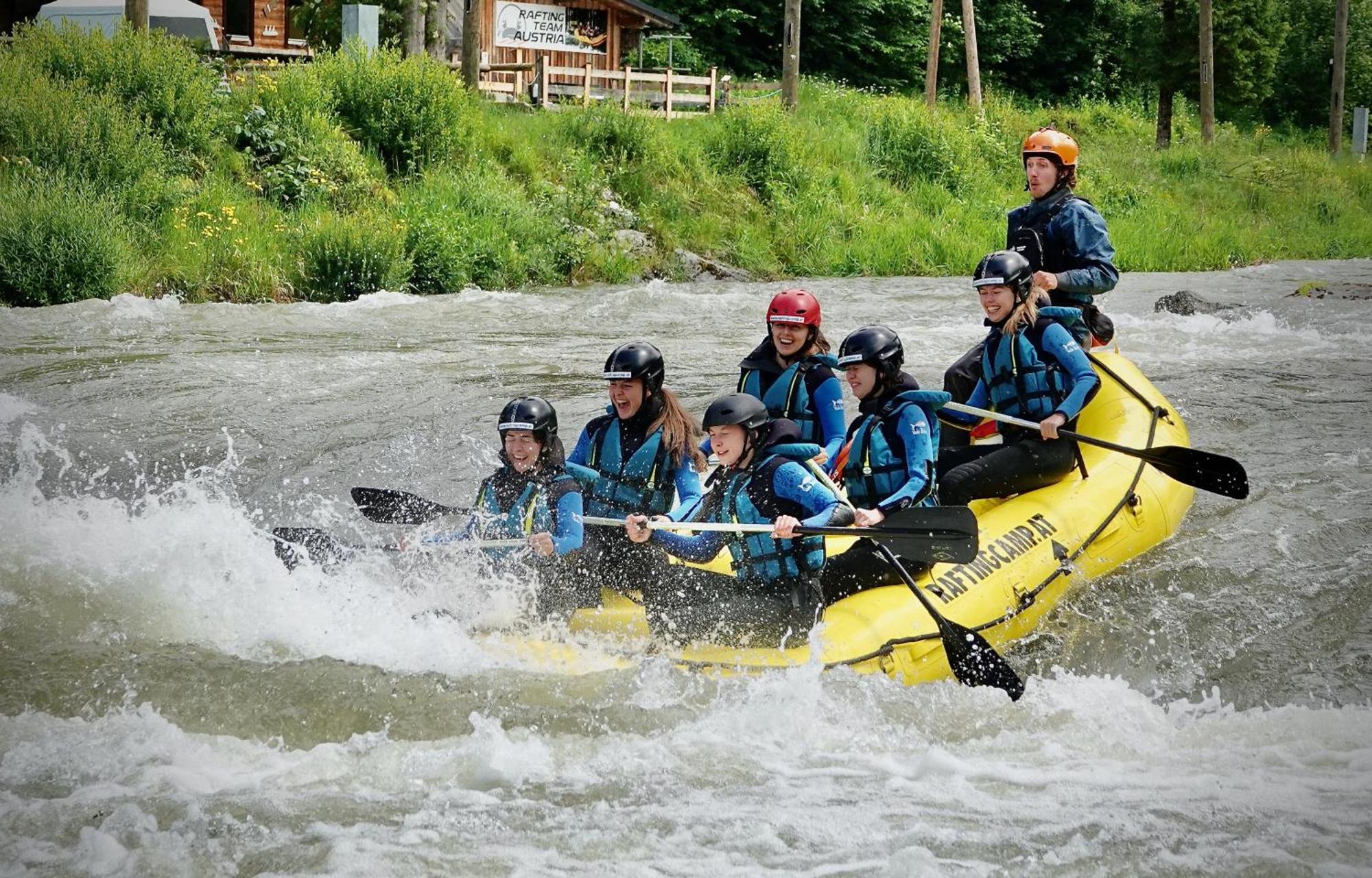 Rafting Camp Palfau Guest House Bagian luar foto