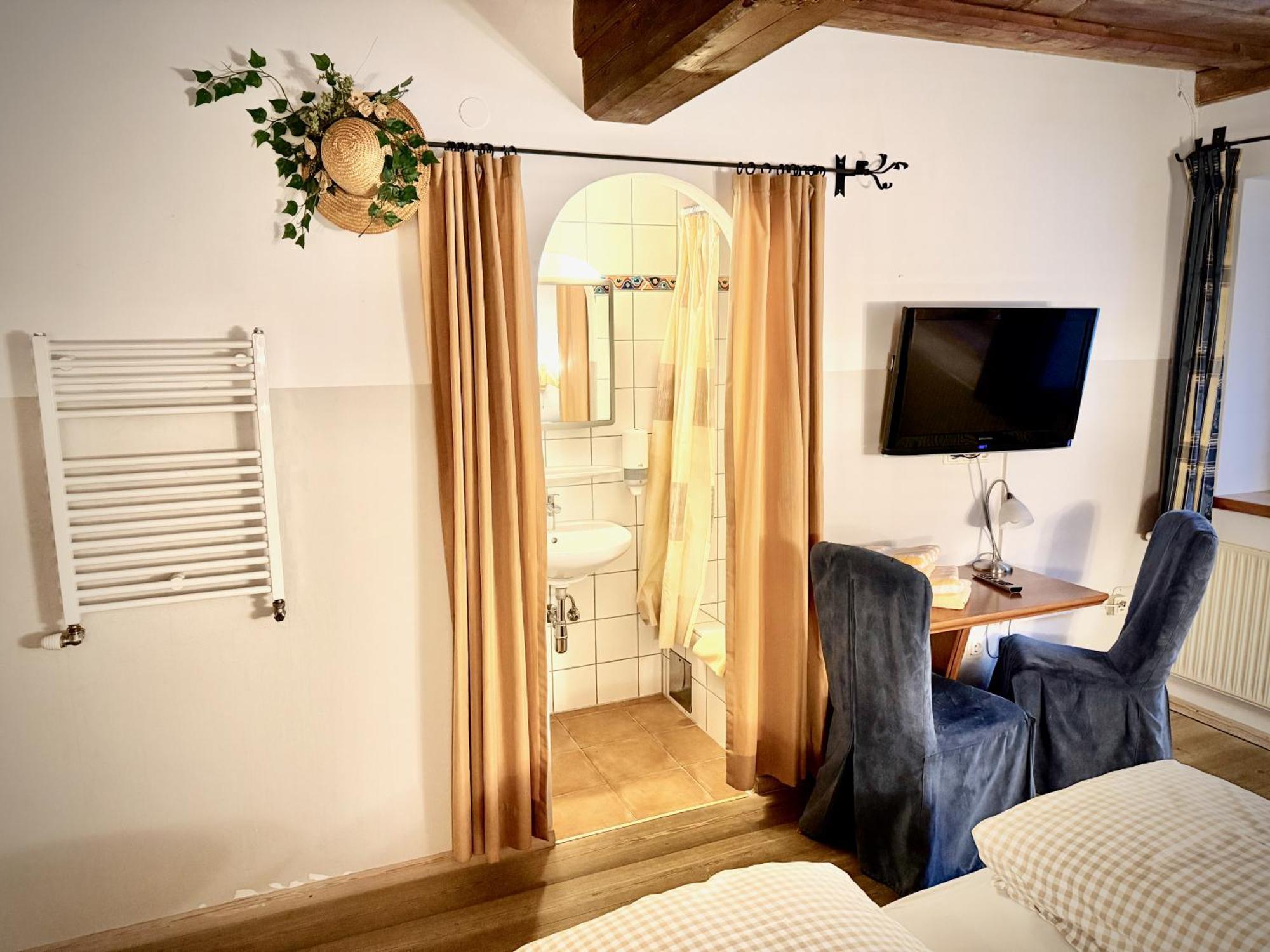 Rafting Camp Palfau Guest House Bagian luar foto